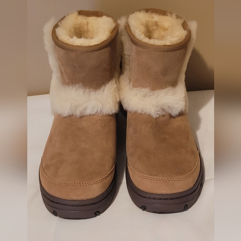 Ugg Sunburst Mini - Picture 2 of 5